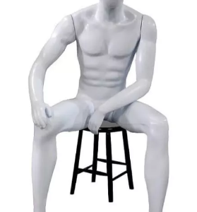 Manequim Sentado, em plastico, cor bege, com rosto, PM, branco ou preto(sem rosto).